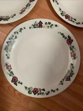 Corelle | Dining | Garden Home Vintage Corelledinner Plates With Green ...
